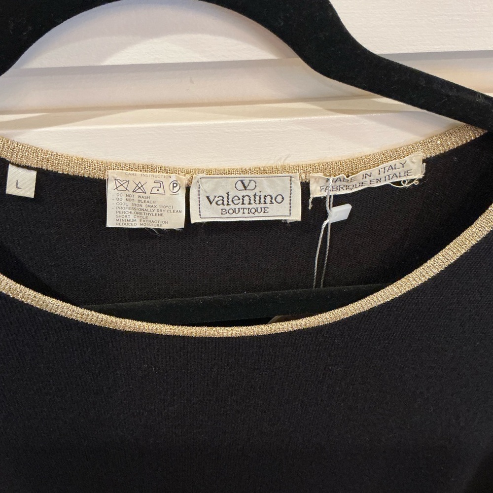 Valentino Black sweater knit top with Gold Trim - Picture 5 of 7